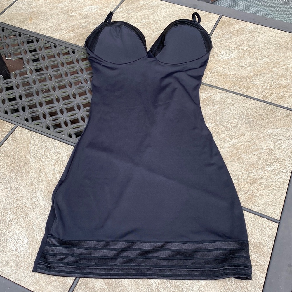 Women’s size large dress spanx